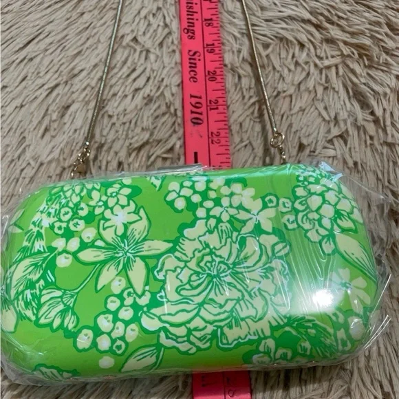 NEW LILLY PULITZER Purse Crossbody Limeade It’s a Spring Thing Clutch. - Picture 5 of 16